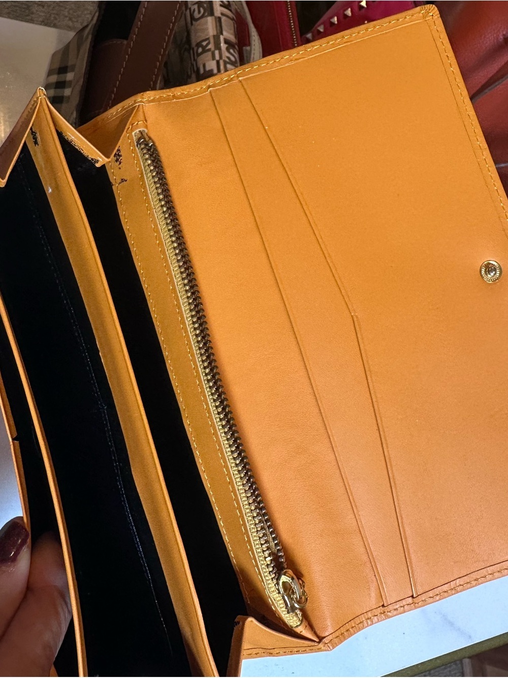 Yves Saint Laurent Leather Wallet - Picture 7 of 8